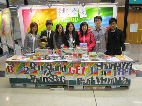 Gary participated actively in SA activities.  CityU students were encouraged to show their thankfulness to their family and friends in the “Thank You Week”