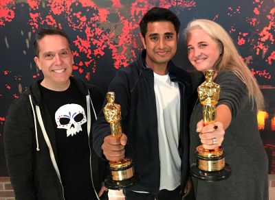 Harsh Agrawal（中）為《玩轉極樂園》（Coco）電影動畫團隊一員，該片贏得2018年奧斯卡最佳動畫片獎。