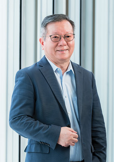 Dr Warren Ma Kai-yum