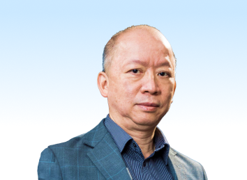 Professor LUK Kwai Man 