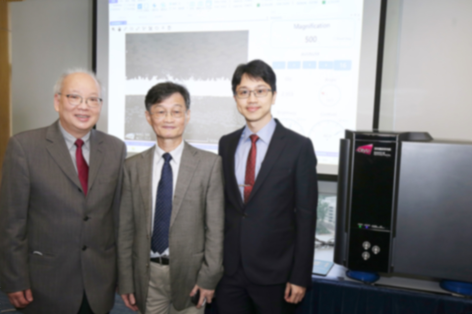 CityU becomes world’s first university to manufacture next-generation self-designed electron microscopes