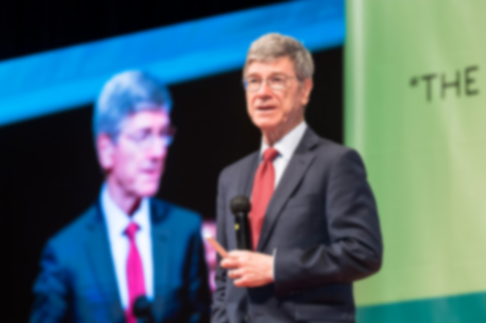 US economist Jeffrey Sachs calls for new politics for sustainability development at CityU talk